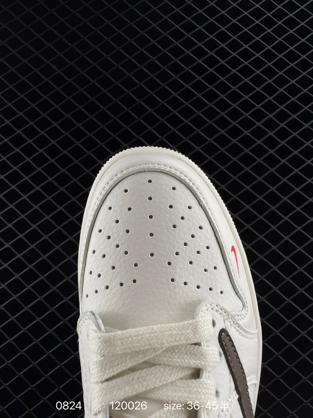 Travis Scott x Air Jordan 1 ” Reverse Mocha “